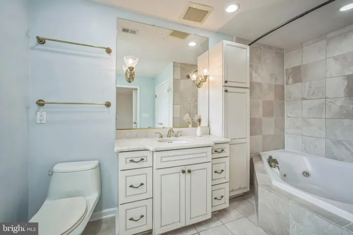 7330 Lewinsville Park Ct, Mclean, Virginia 22101