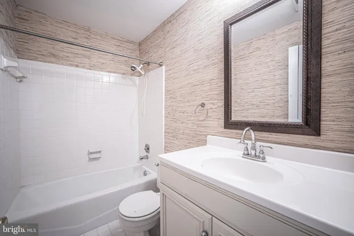 7330 Lewinsville Park Ct, Mclean, Virginia 22101