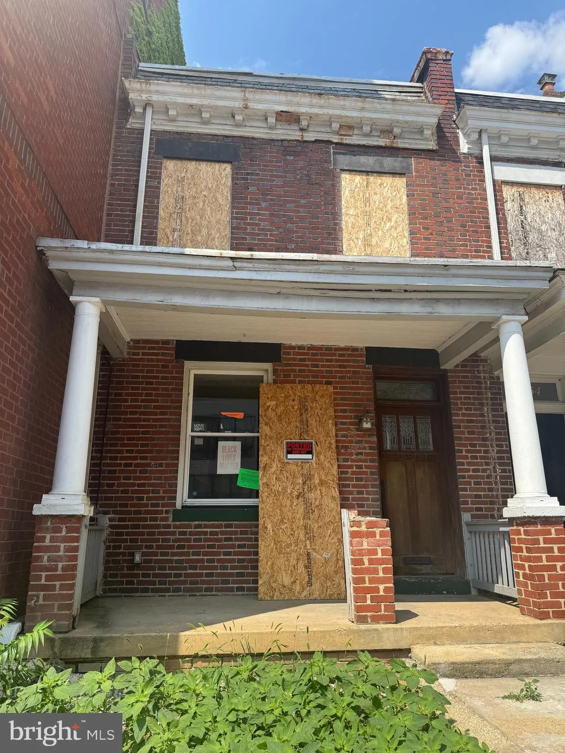 2352 CHAMPLAIN STREET, Washington, DC 20009