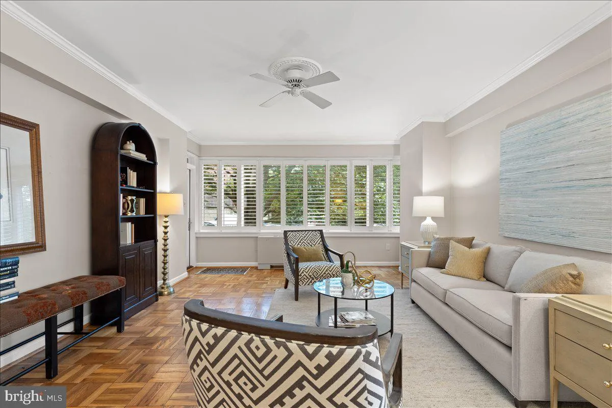 4301 MASSACHUSETTS AVENUE, Washington, DC 20016