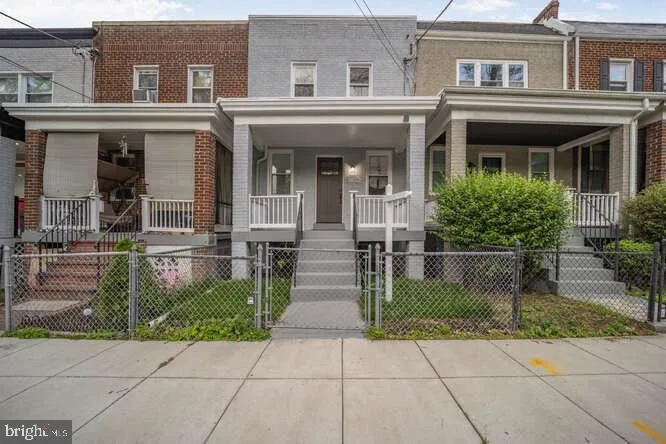 1632 RIDGE PLACE, Washington, DC 20020