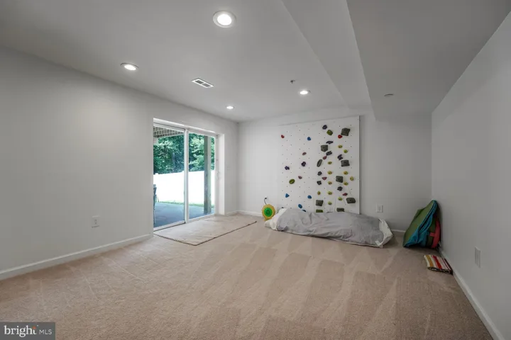 2604 Tree View Way, Fort Washington, Maryland 20744