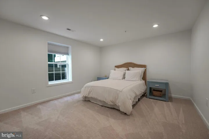 2604 Tree View Way, Fort Washington, Maryland 20744
