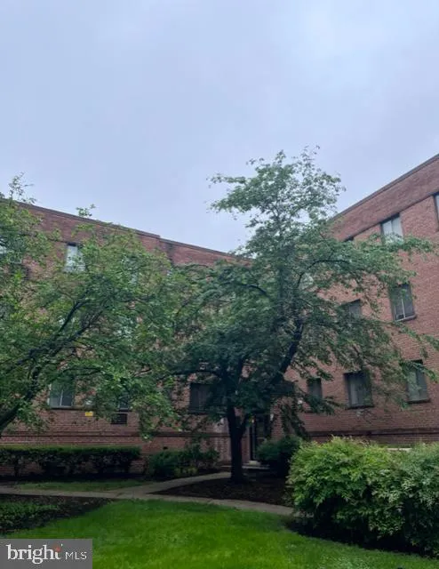 4721 1ST STREET, Washington, DC 20032