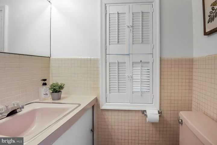7401 Venice St, Falls Church, Virginia 22043