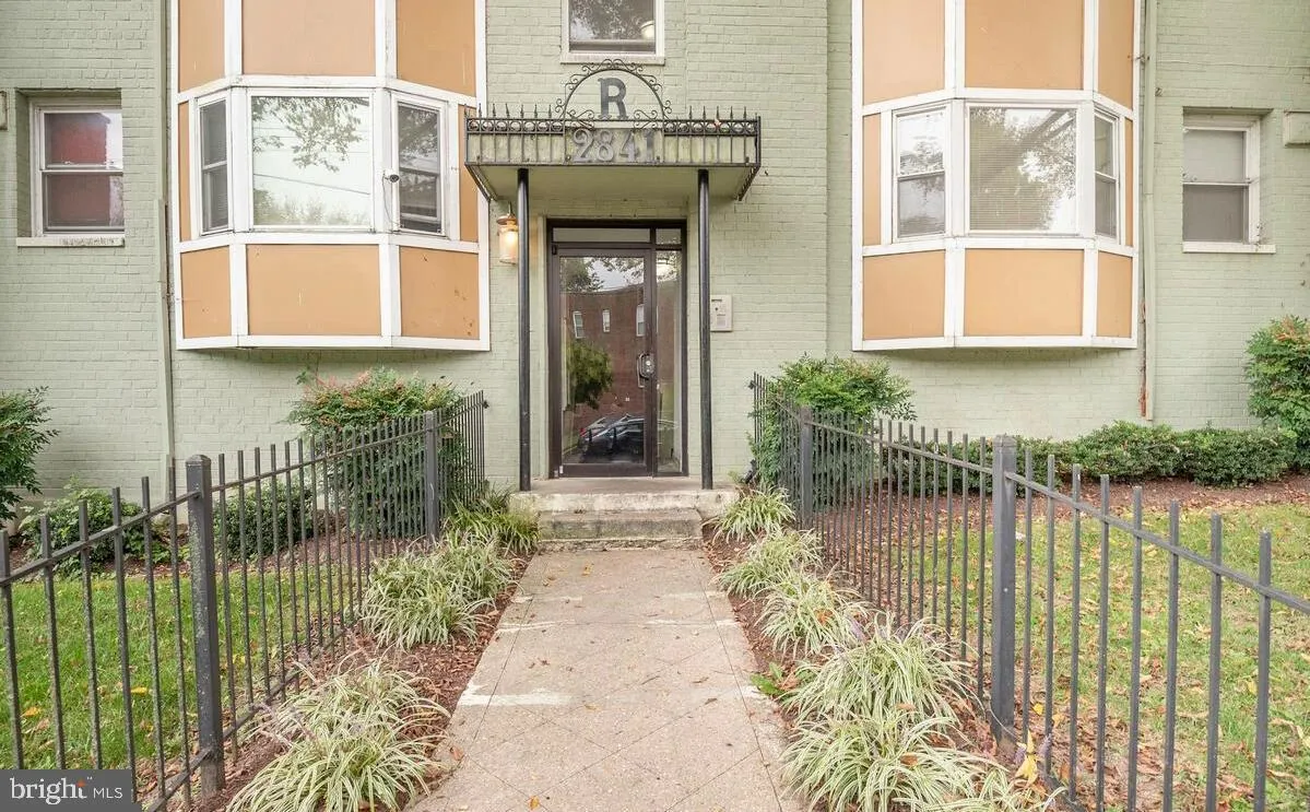 2841 GAINESVILLE STREET, Washington, DC 20020