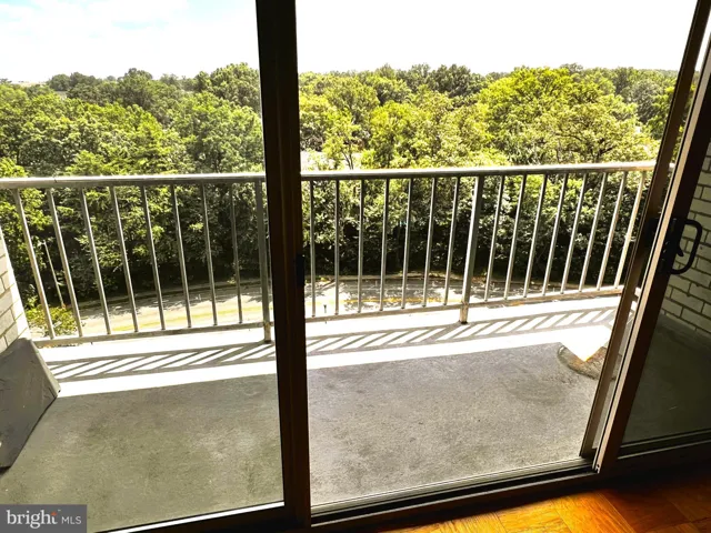 2500 N Van Dorn St #1006, Alexandria, Virginia 22302