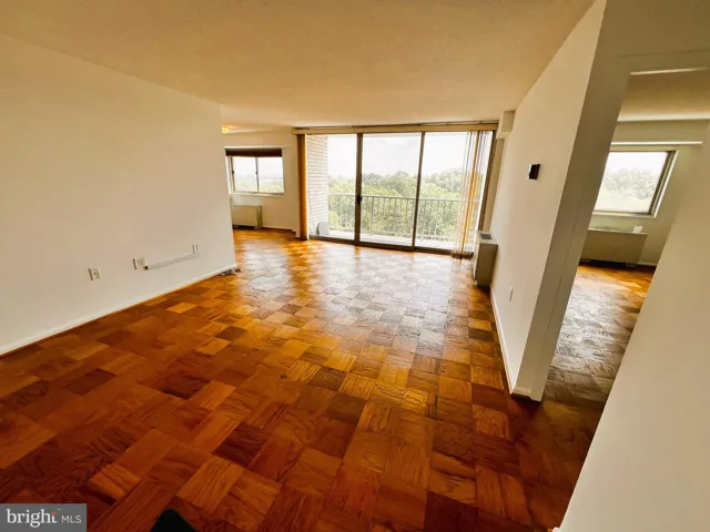 2500 N Van Dorn St #1006, Alexandria, Virginia 22302