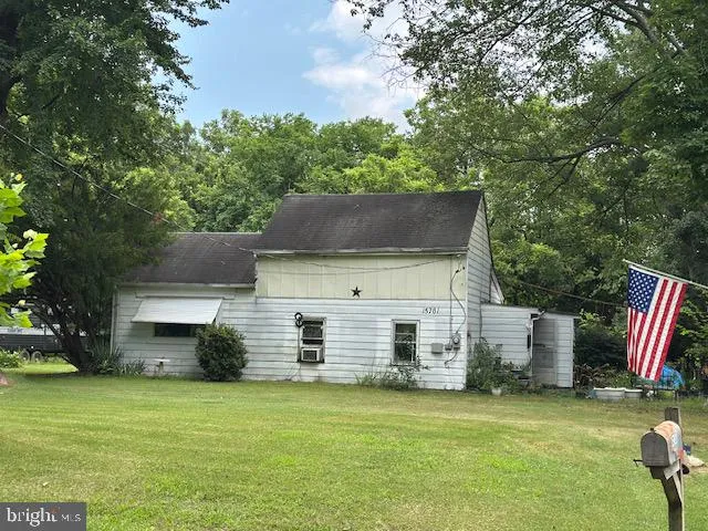 15701 EDWARDS FERRY ROAD, Poolesville, MD 20837