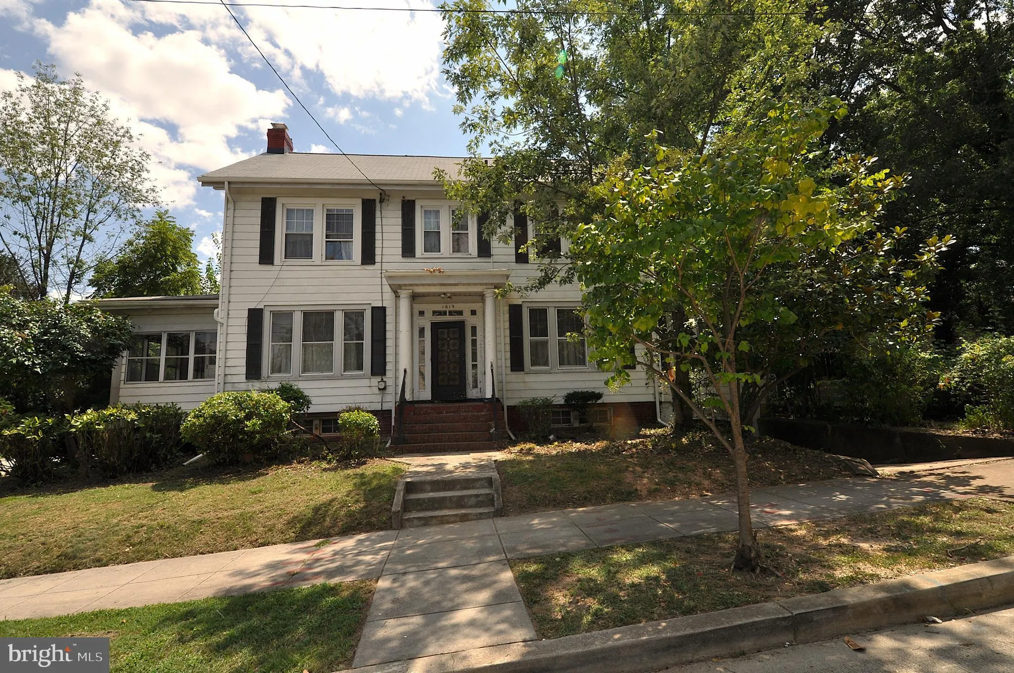 1619 EVARTS STREET, Washington, DC 20018