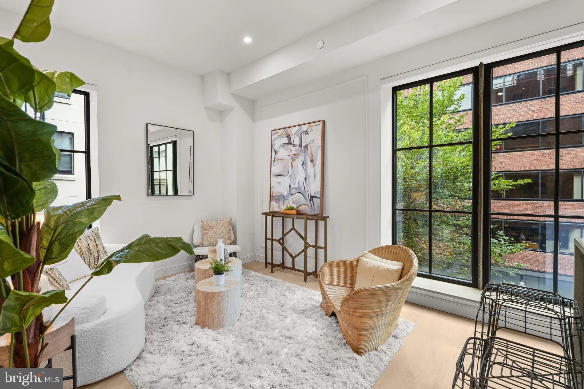 2121 WARD PLACE, Washington, DC 20037