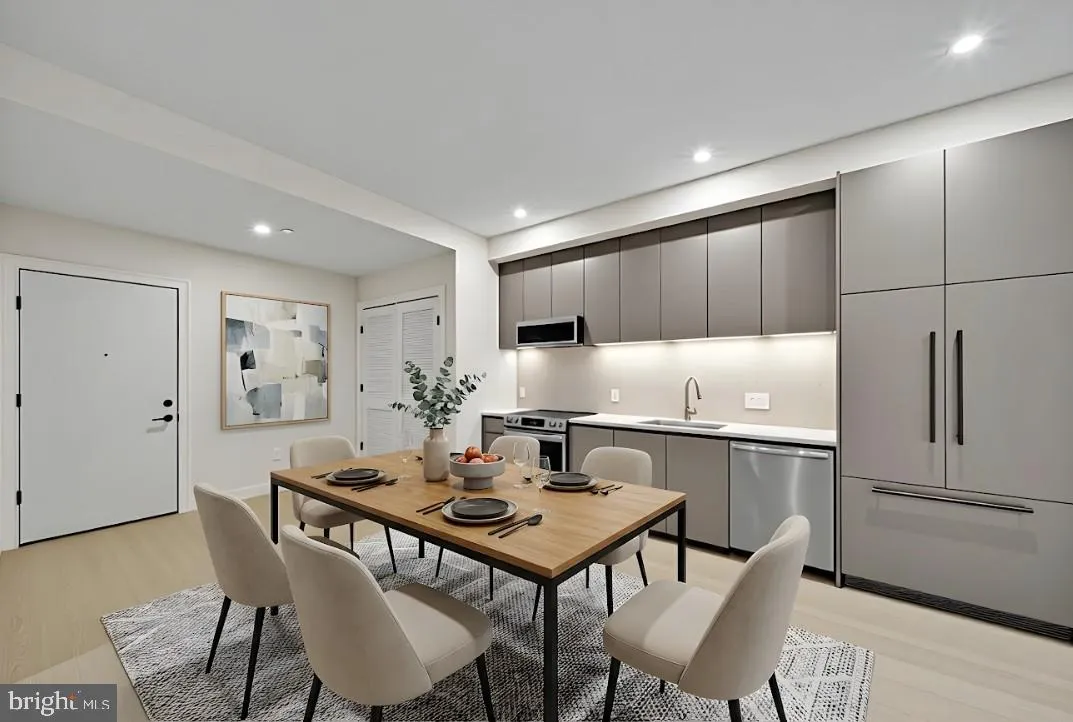 2121 WARD PLACE, Washington, DC 20037