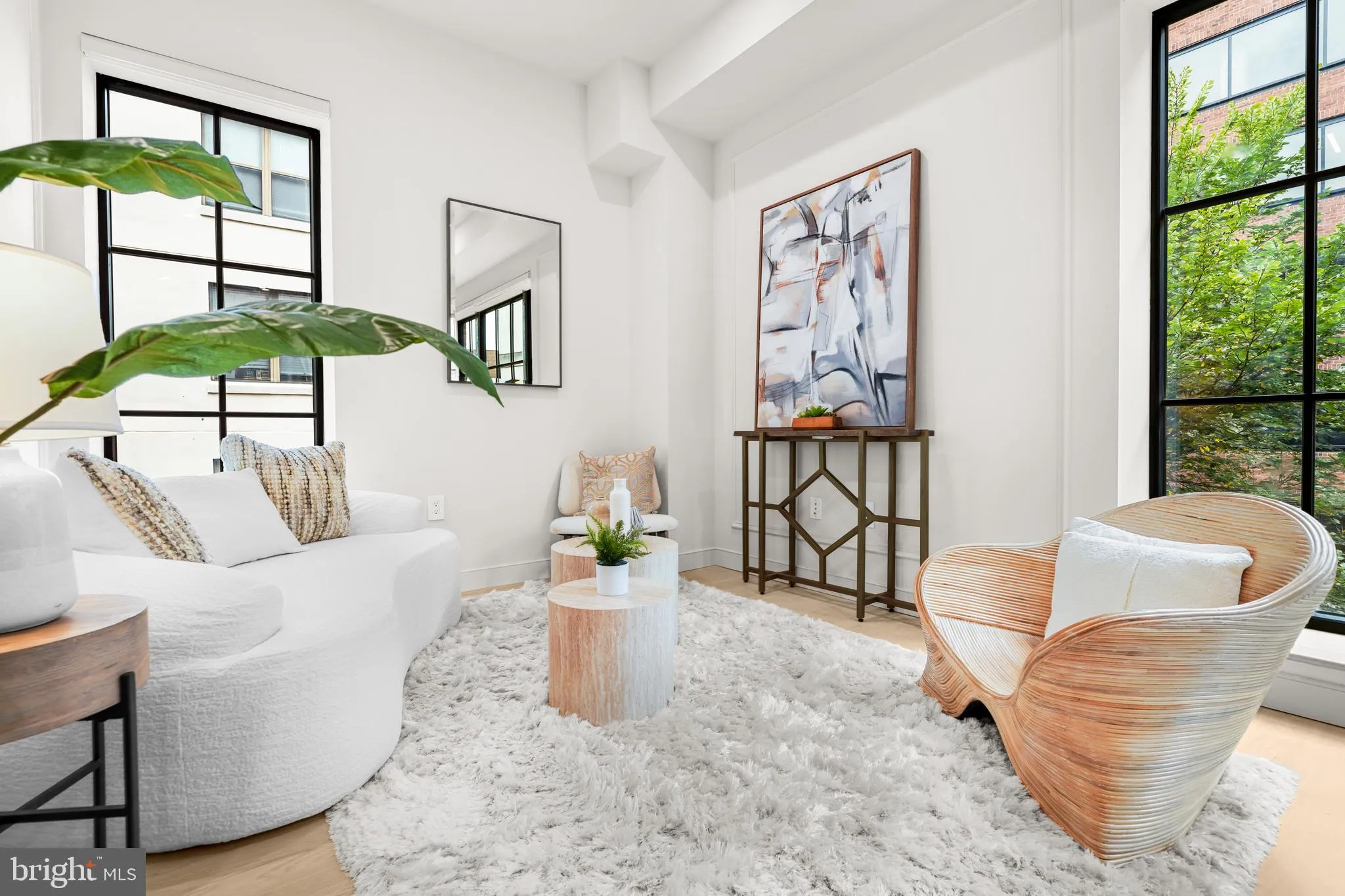 2121 WARD PLACE, Washington, DC 20037