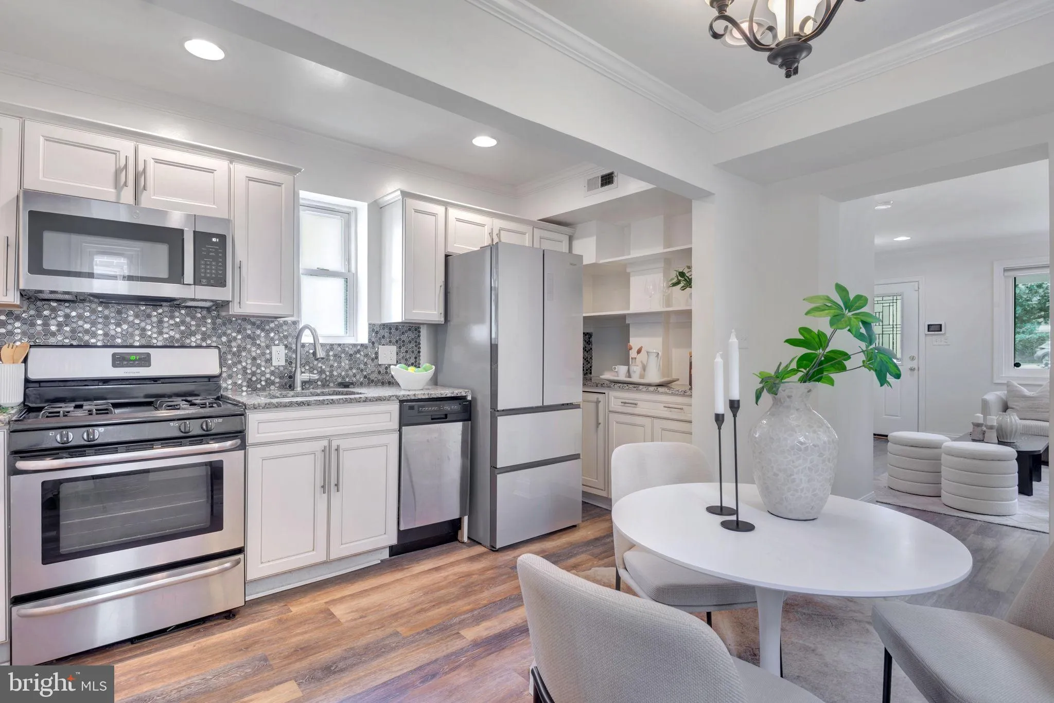 2842 30TH STREET, Washington, DC 20018