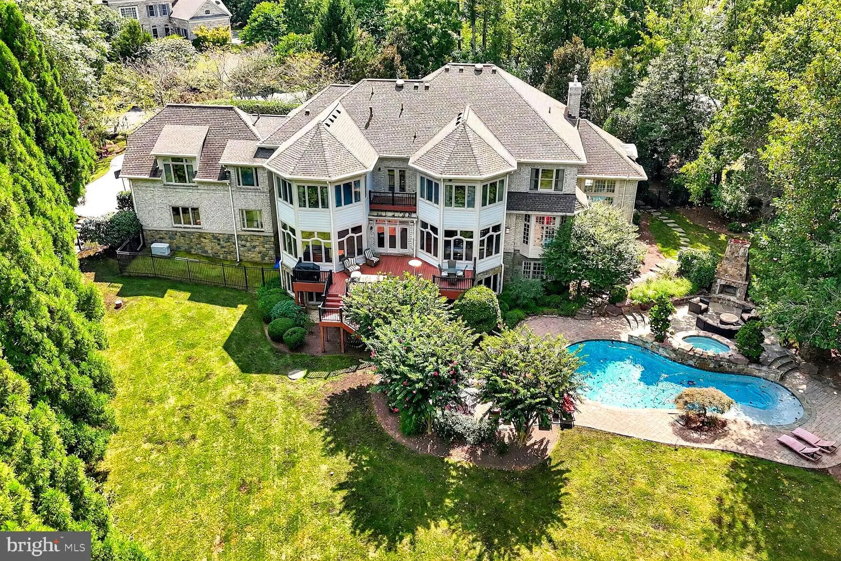 9864 WALKER GLEN COURT, Great Falls, VA 22066