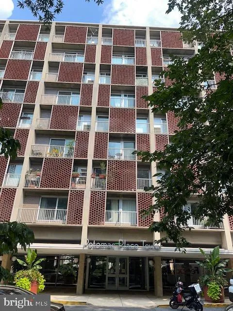 800 4TH STREET, Washington, DC 20024