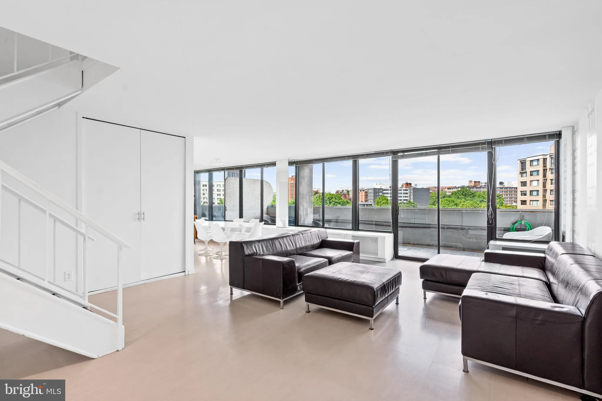 2510 VIRGINIA AVENUE, Washington, DC 20037