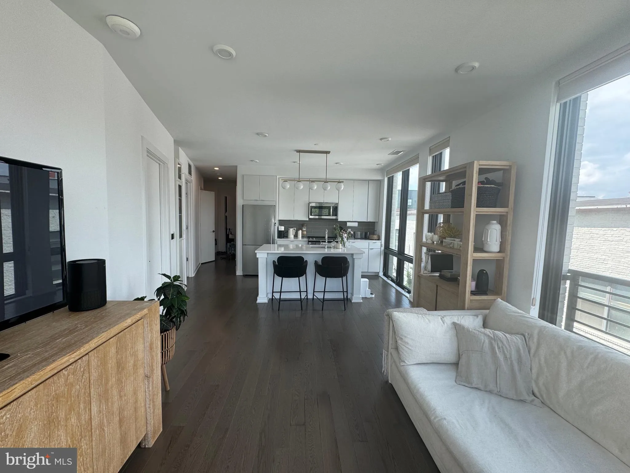 1999 9 1/2 STREET, Washington, DC 20001