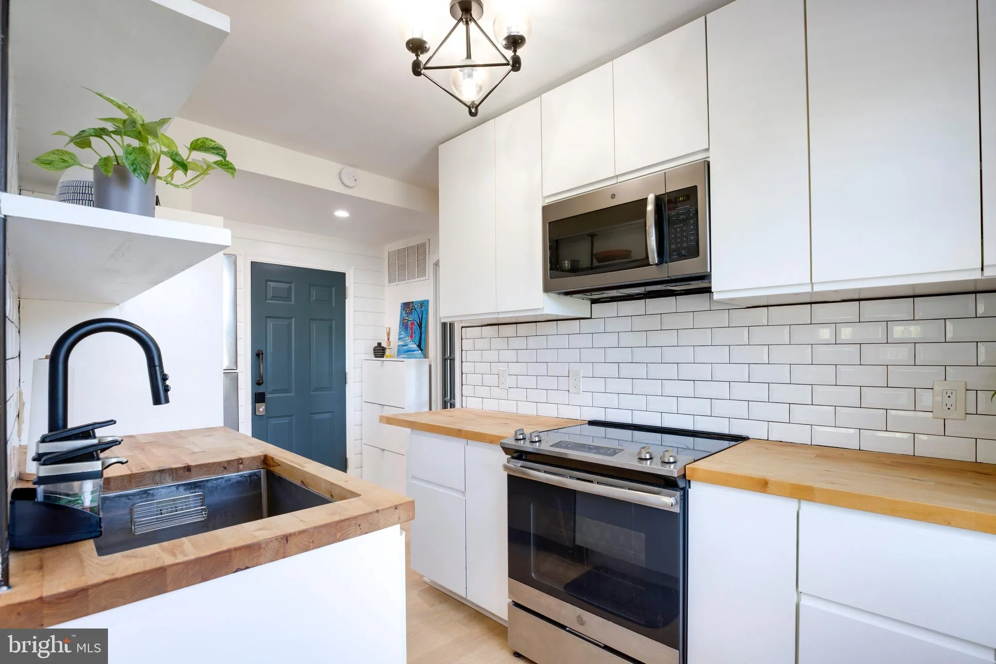 2625 3RD STREET, Washington, DC 20002