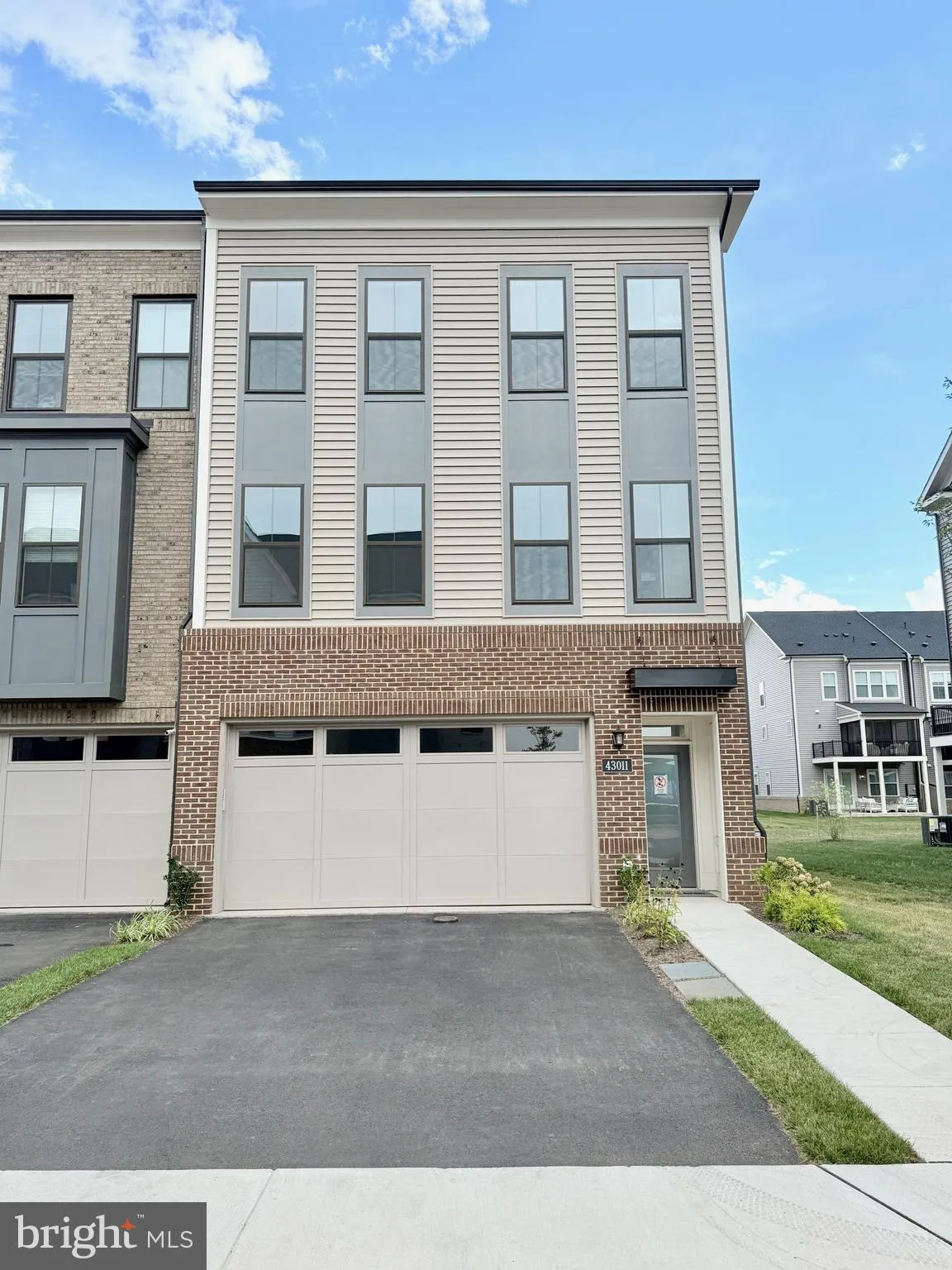 43011 DEBONAIR TERRACE, Ashburn, VA 20148