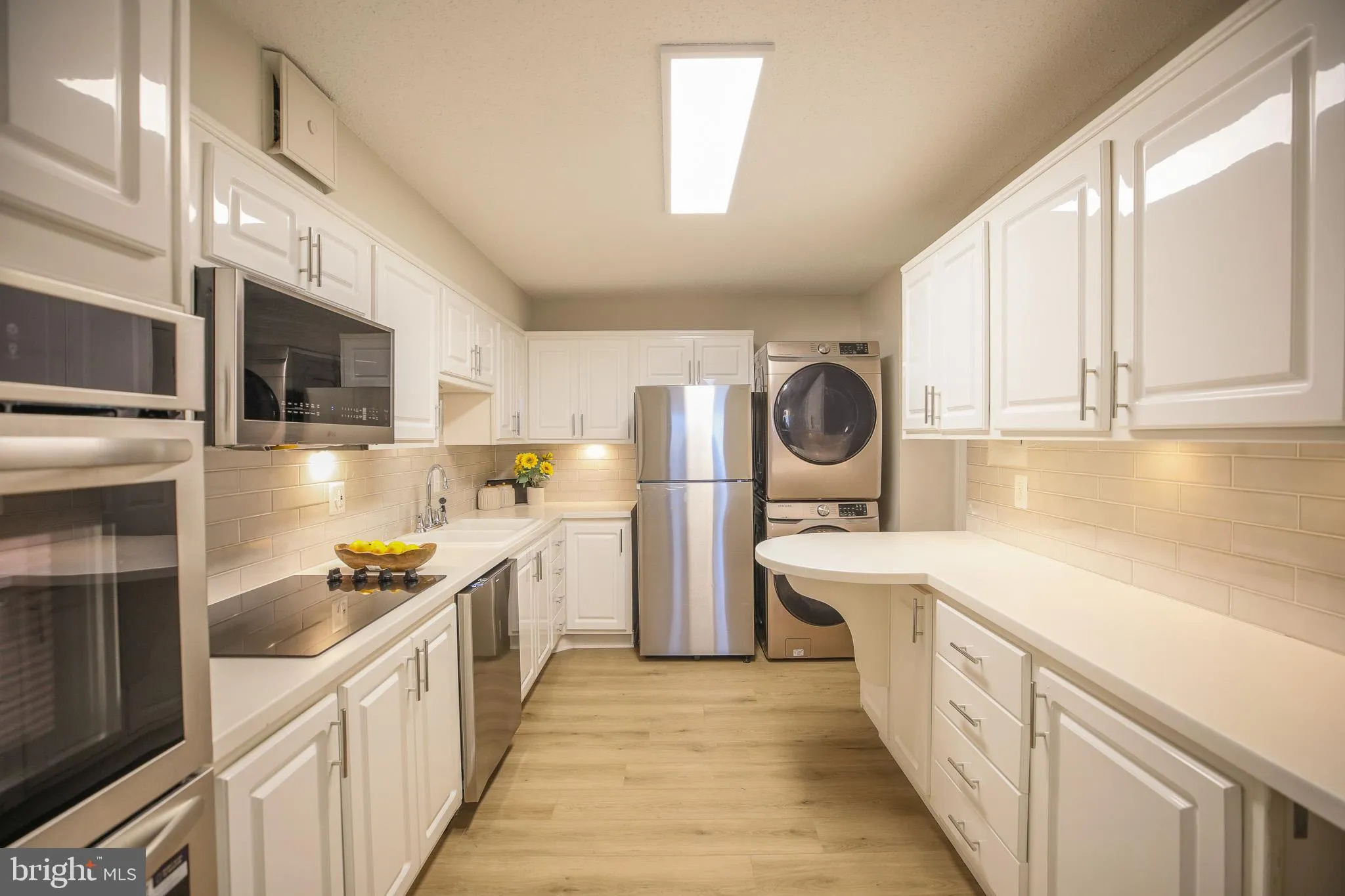 5902 MOUNT EAGLE DRIVE, Alexandria, VA 22303