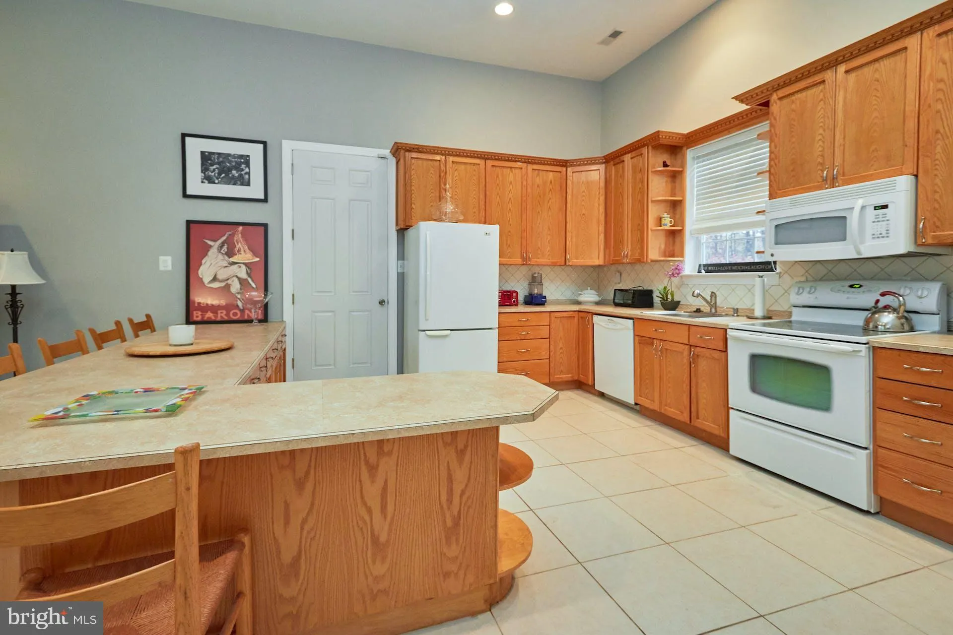 12815 BRADDOCK ROAD, Clifton, VA 20124