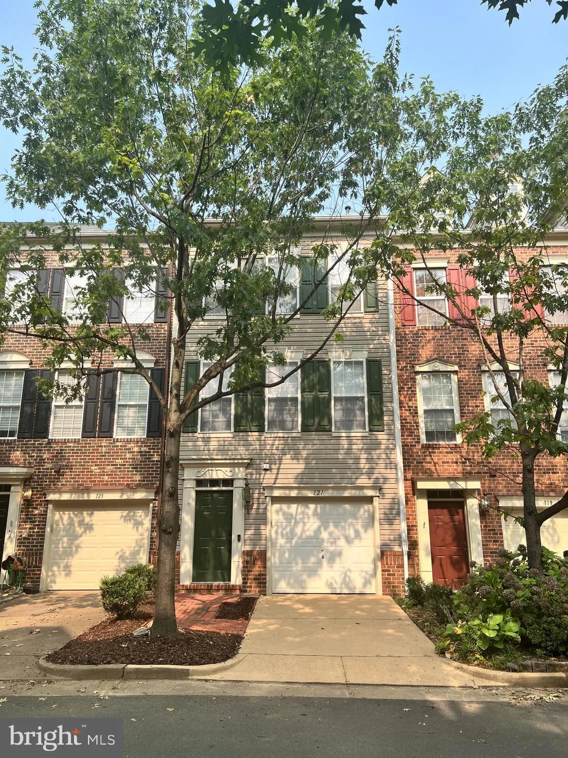 121 MARTIN LANE, Alexandria, VA 22304