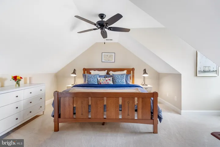 9520 Maidstone Rd, Delaplane, Virginia 20144