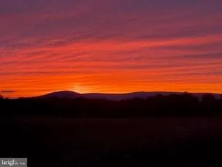9520 Maidstone Rd, Delaplane, Virginia 20144