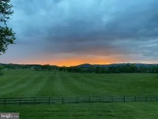 9520 Maidstone Rd, Delaplane, Virginia 20144