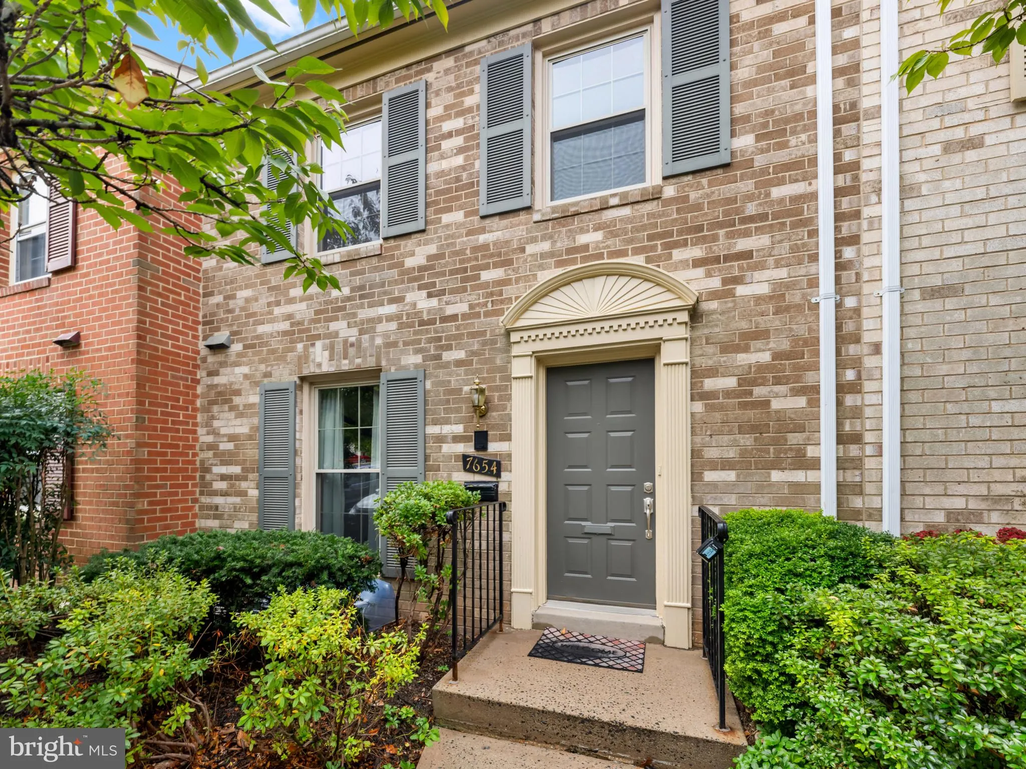 7654 WESTLAKE TERRACE, Bethesda, MD 20817
