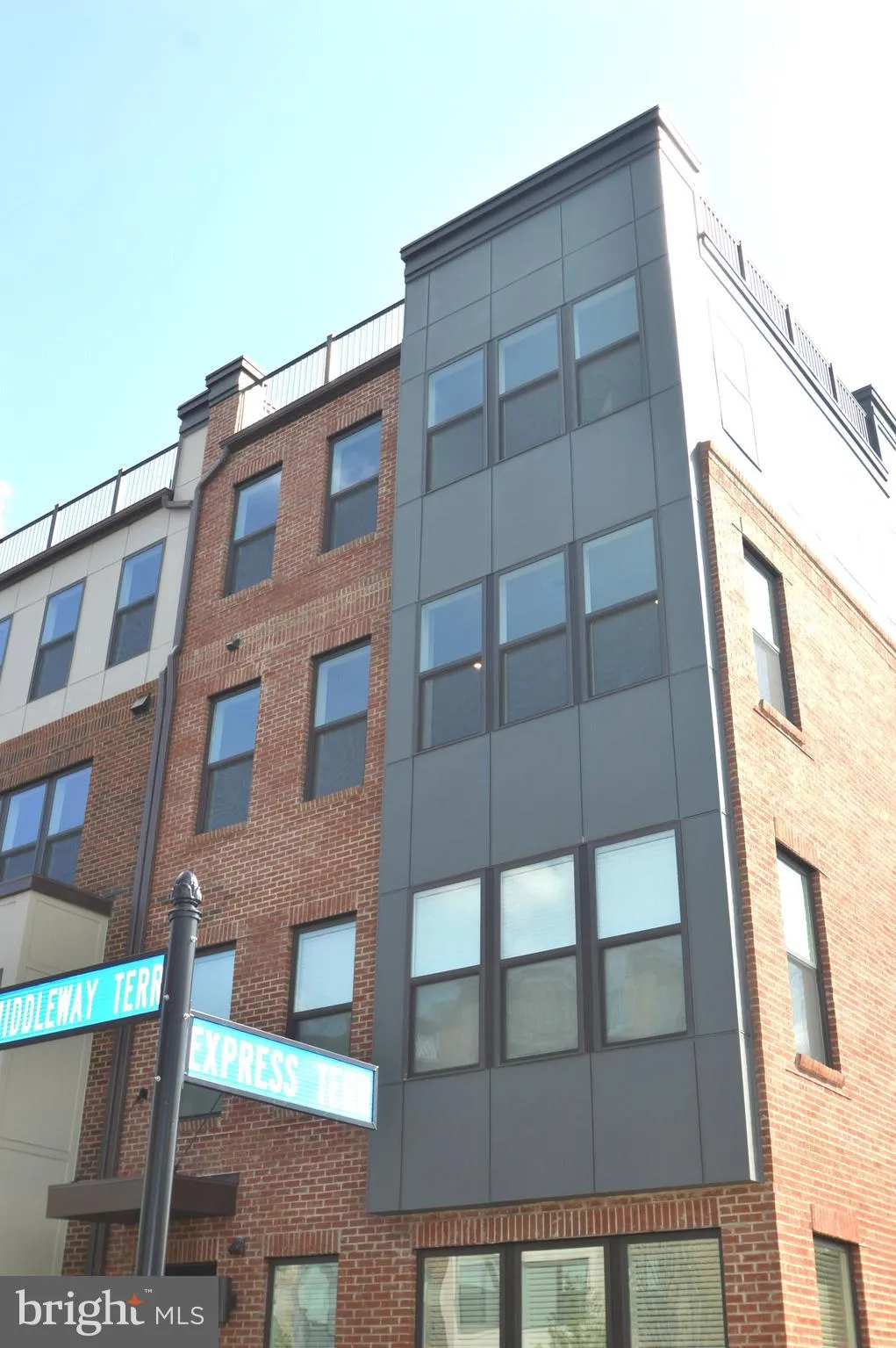 43795 MIDDLEWAY TERRACE, Ashburn, VA 20147