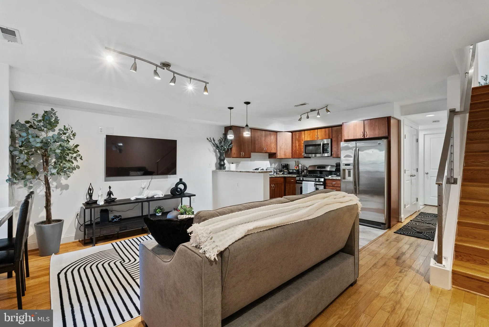 18 N STREET, Washington, DC 20001