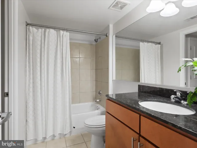 915 E St Nw #301, Washington, District of Columbia 20004