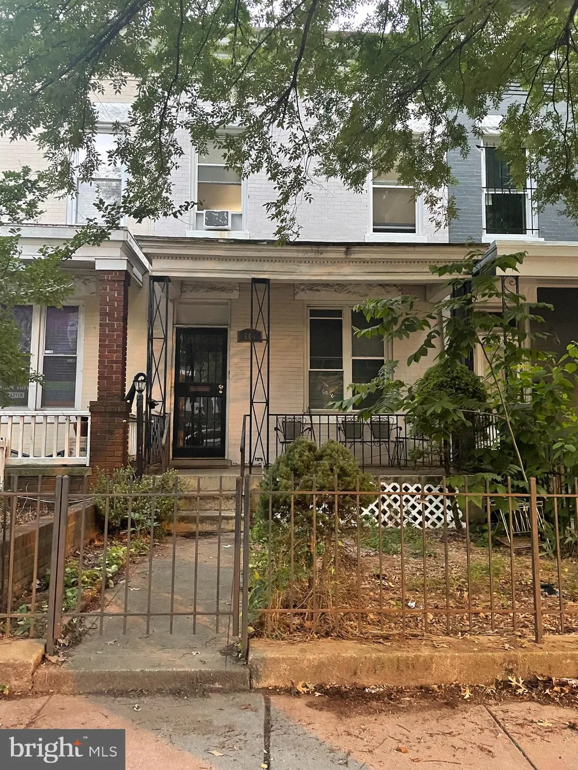 604 IRVING STREET, Washington, DC 20010