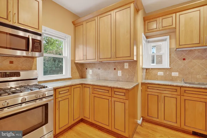 1801 N Taylor St, Arlington, Virginia 22207