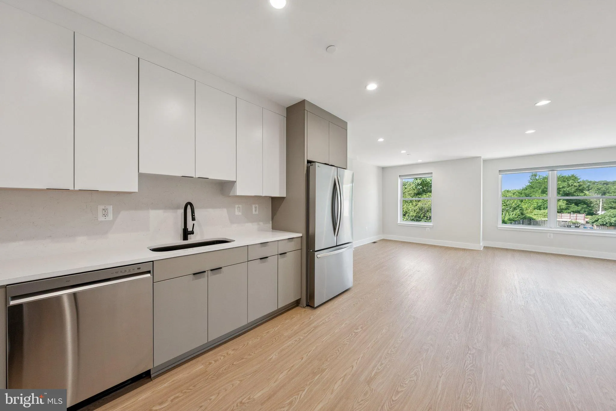 2134 WISCONSIN AVENUE, Washington, DC 20007