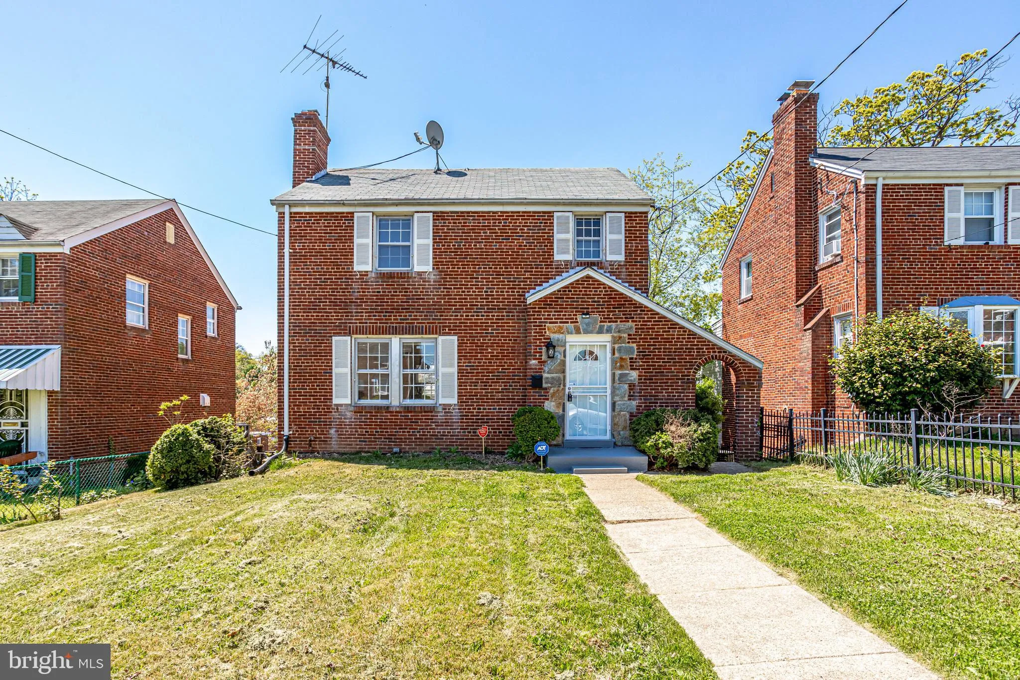 1807 41ST PLACE, Washington, DC 20020