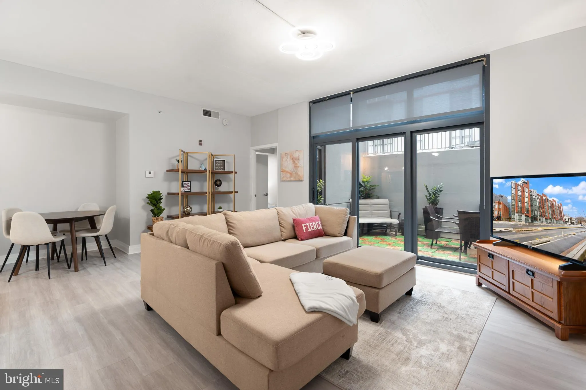2120 VERMONT AVENUE, Washington, DC 20001
