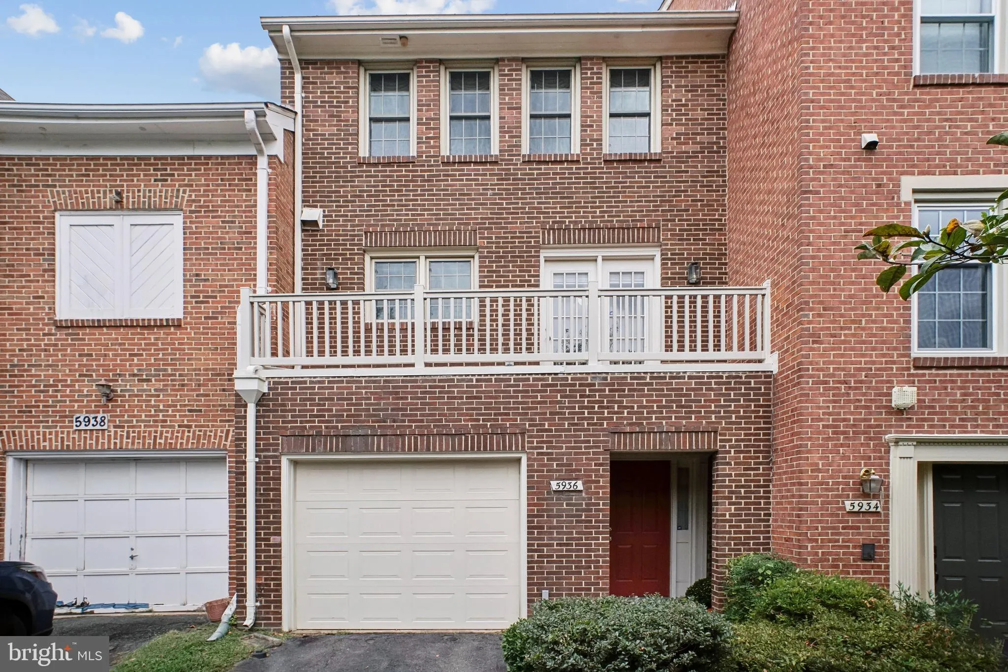 5936 MUNSON COURT, Falls Church, VA 22041