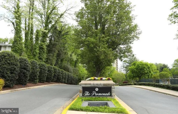 5225 POOKS HILL ROAD, Bethesda, MD 20814