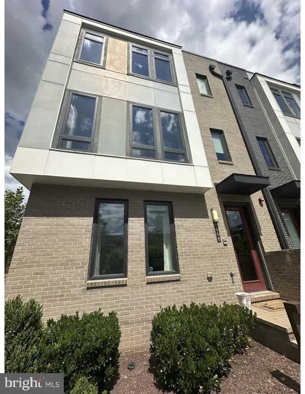 168 IKE DRIVE, Alexandria, VA 22314