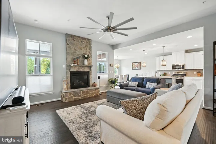 2509 Sweet Clover Ct, Dumfries, Virginia 22026