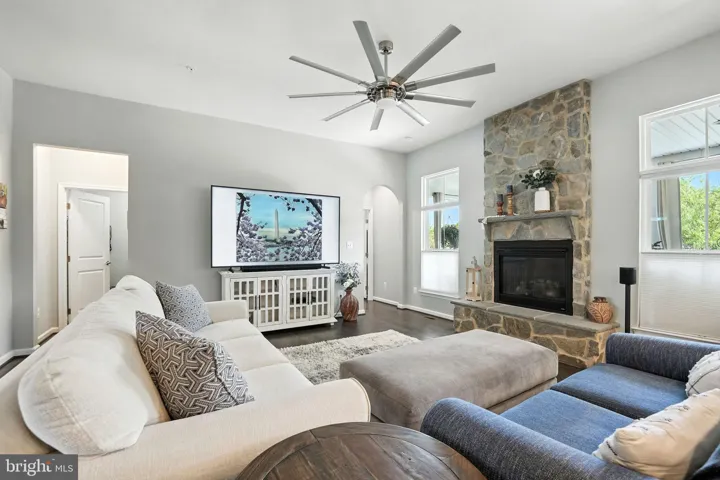 2509 Sweet Clover Ct, Dumfries, Virginia 22026