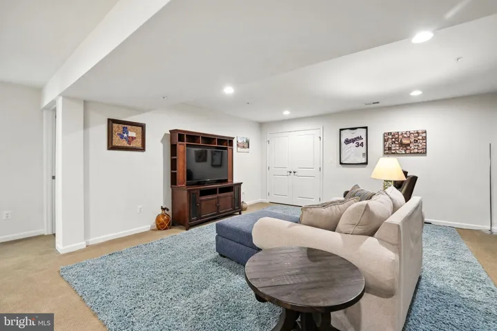 2509 Sweet Clover Ct, Dumfries, Virginia 22026