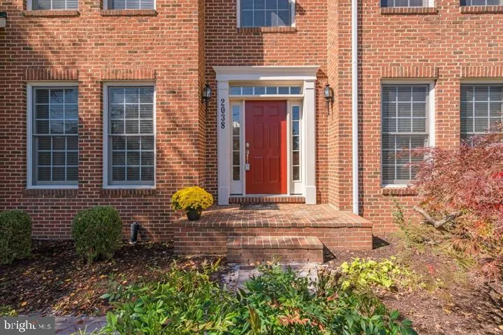 2038 Madrillon Rd, Vienna, Virginia 22182