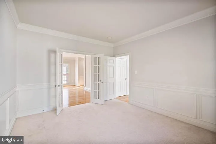 2038 Madrillon Rd, Vienna, Virginia 22182
