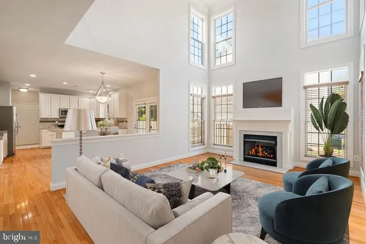 2038 Madrillon Rd, Vienna, Virginia 22182