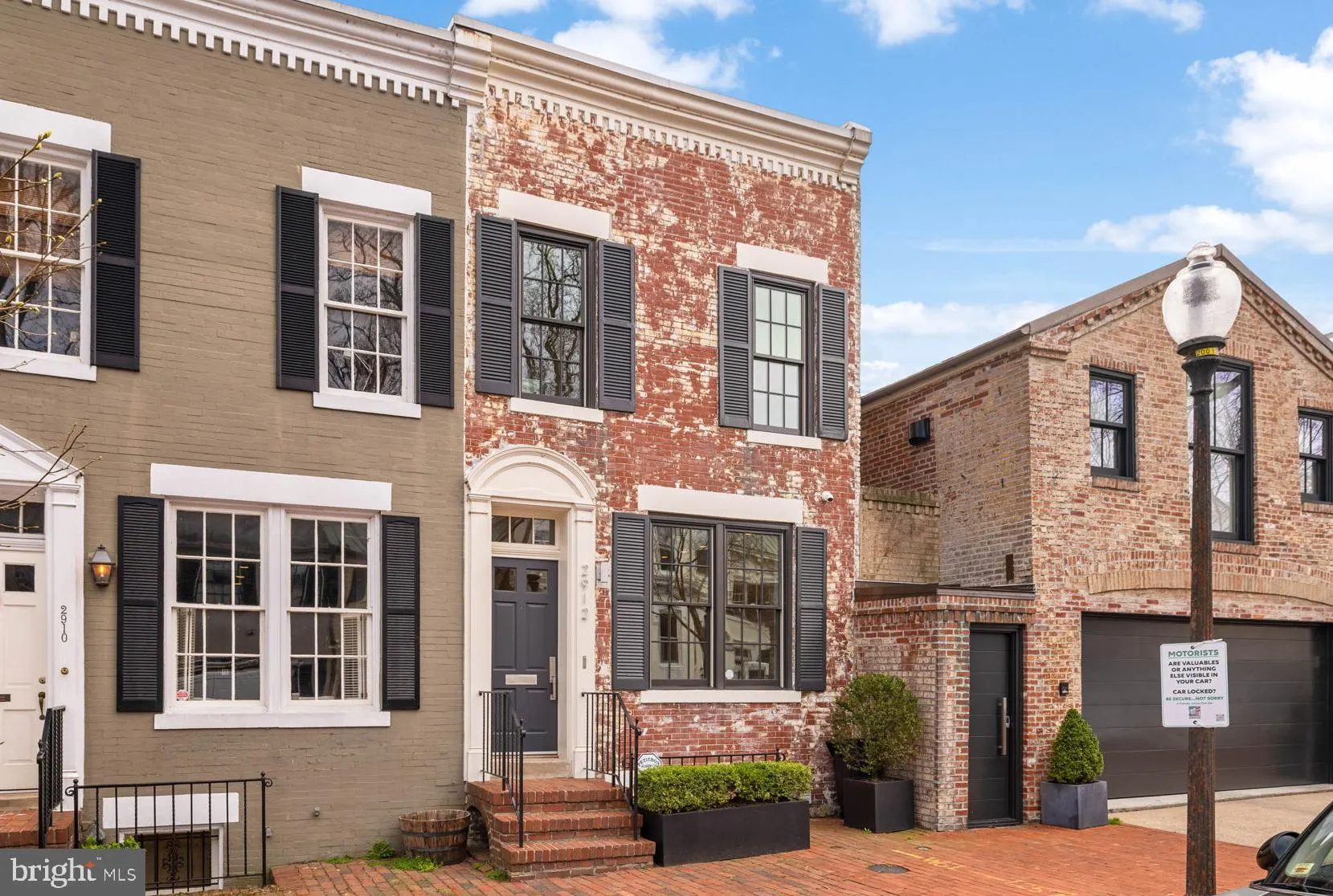 2912 DUMBARTON STREET, Washington, DC 20007