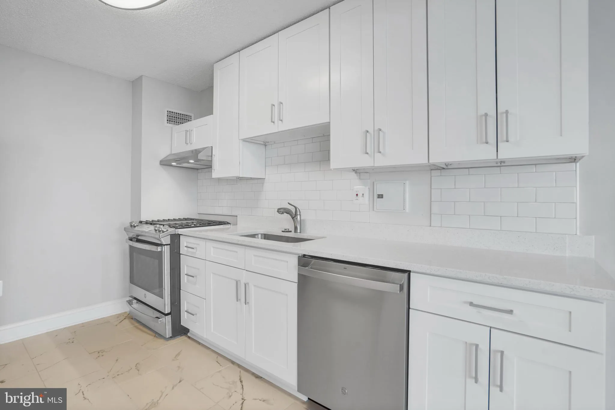 1225 MARTHA CUSTIS DRIVE, Alexandria, VA 22302